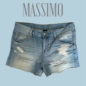 Massimo Denim Short Boyfriend Midi Short Distress Jean Short 3” Inseam Size 2